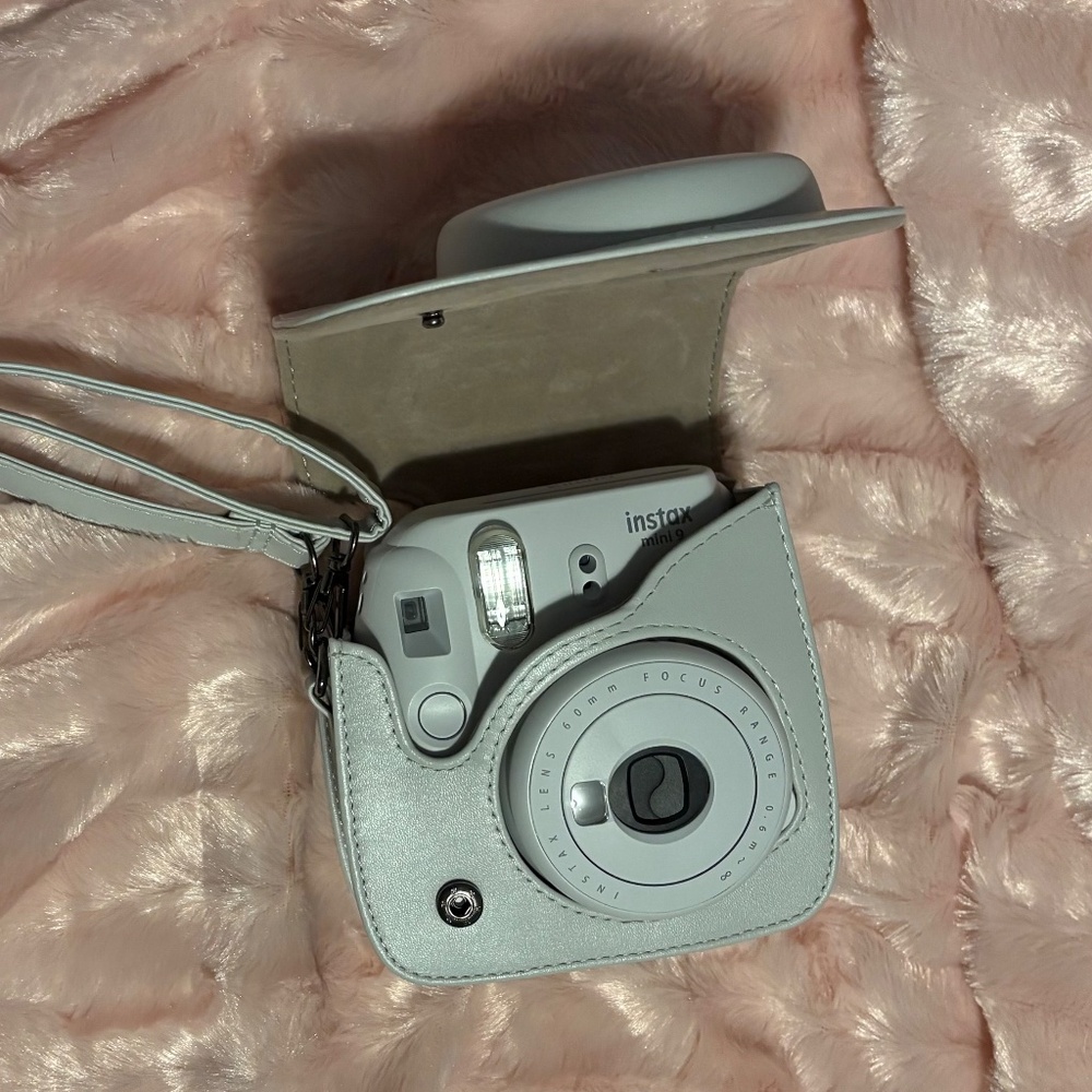 Instax Mini 9 - Picture 2 of 2